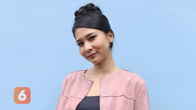 [Bintang] Dita Anggraeni alias Mey Chan