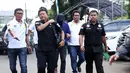 Seperti di ketahui, Ridho Rhoma di tangkap oleh aparat Satuan Reserse Polres Jakarta Barat bersama satu temannya di salah satu hotel di kawasan, Jakarta Barat, Sabtu (25/3/2017) dini hari. (Nurwahyunan/Bintang.com)