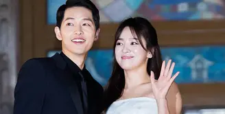 Walaupun pernikahannya sudah berlangsung pada 31 Oktober 2017, akan tetapi pernikahan Song Joong Ki dan Song Hye Kyo masih membuat publik penasaran. (Foto: Allkpop.com)