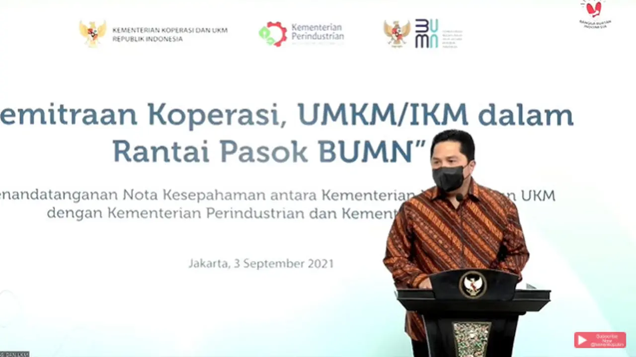 Menteri BUMN Erick Thohir dalam penandatanganan rantai pasok UMKM ke BUMN