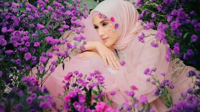6 Potret Terbaru Nadya Mustika Rahayu Usai Bercerai, Sibuk Urus Buah Hati