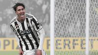 Dusan Vlahovic - Juventus mendatangkan bomber tajam Serie A ini dari Fiorentina dengan mahar fantastis yakni 81,6 juta euro atau setara Rp 1,3 triliun. Pemain asal Serbia itu telah mengemas dua gol untuk Nyonya tua. (Fabio Ferrari/LaPresse via AP)