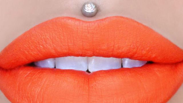 ilustrasi lipstik