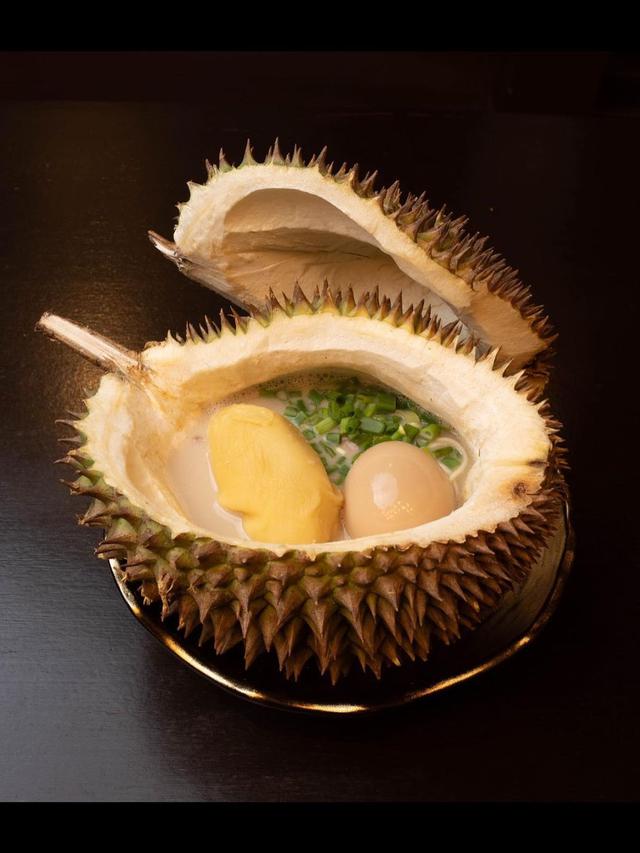 6 Potret Ramen dengan Topping Nyeleneh Ini Bikin Geleng Kepala, Enggak Terbayangkan