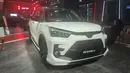 Toyota Raize juga termasuk mobil yang cocok untuk dipakai oleh mahasiswa dikarenakan harganya yang cukup terjangkau yaitu mulai dari Rp219,9 jutaan. Selain itu, Toyota Raize juga memiliki ukuran yang kompak, Fitur keselamatan yang canggih dan bagasi yang berukuran cukup besar.