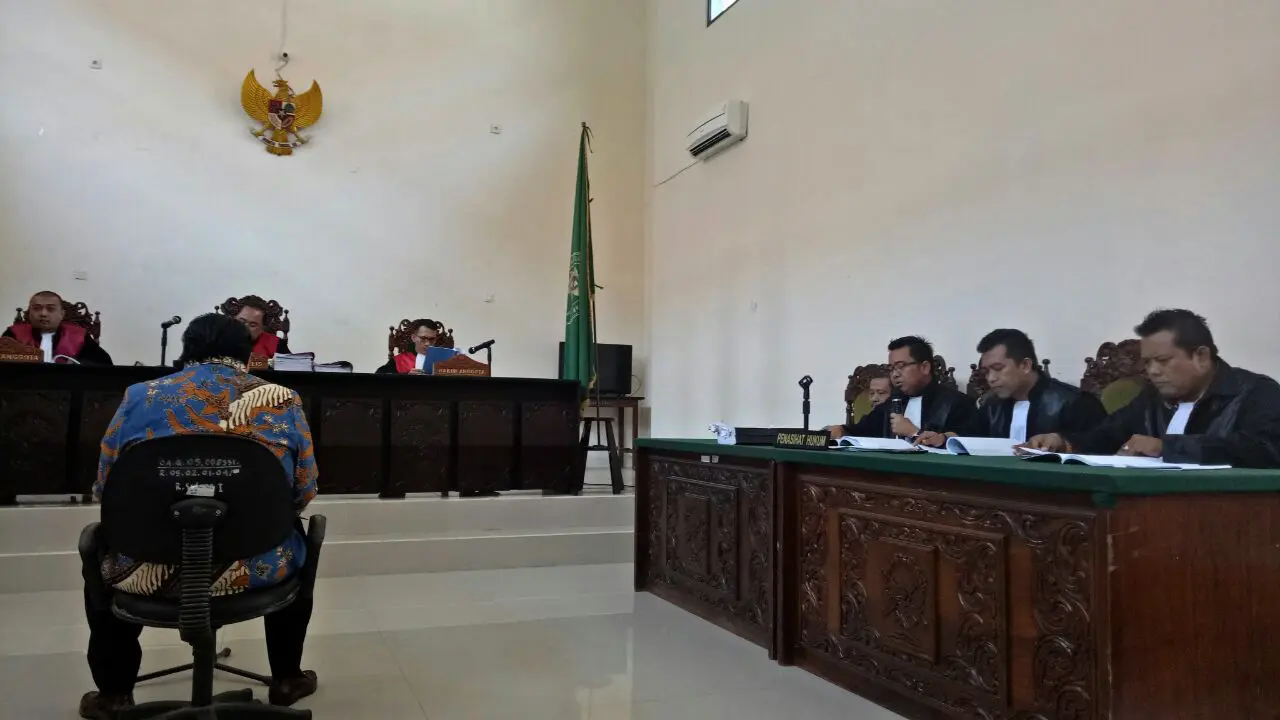 Sidang lanjutan kasus pembunuhan dengan terdakwa Dimas Kanjeng Taat Pribadi digelar di PN Kraksaan, Probolinggo, Jawa Timur. (/Dian Kurniawan)