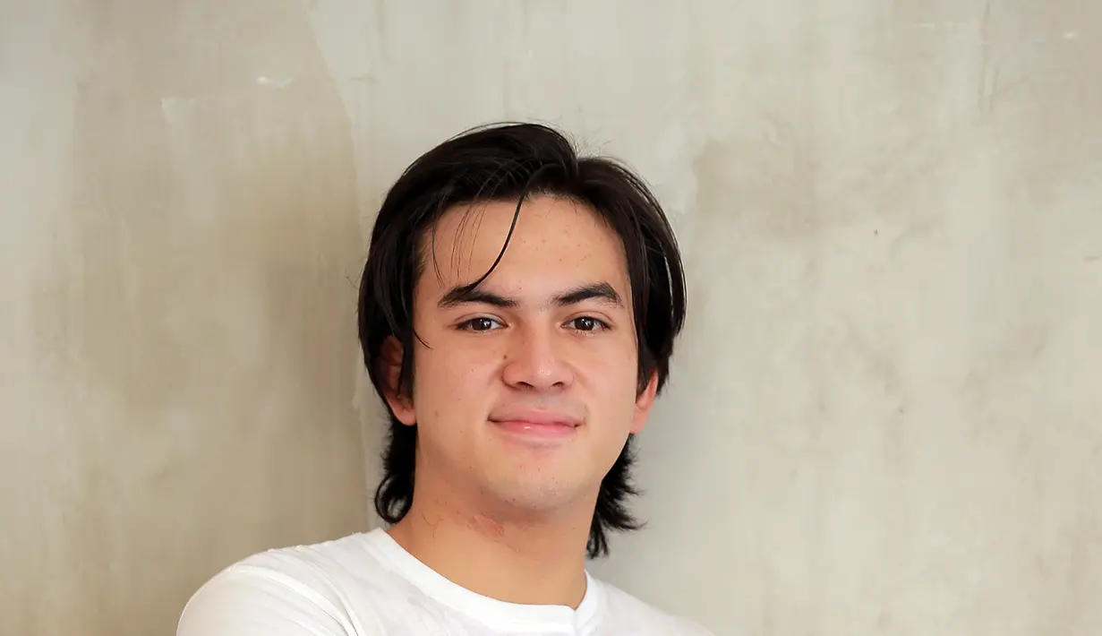 Rizky Nazar mengaku tak tahu menahu perihal hukum, namun untuk hukuman 15 tahun penjara dianggapnya kurang setimpal atas apa yang telah dilakukan kepada Yuyun. (Adrian Putra/Bintang.com)