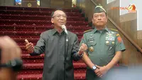 Jero Wacik dan Panglima TNI menggelar konferensi pers usai pertemuan berlangsung (Liputan6.com/ Herman Zakharia)