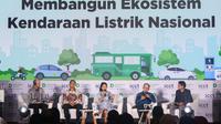 Suasana panel diskusi Strategic Forum Membangun Ekosistem Kendaraan Listrik Nasional yang digelar di Jakarta, Rabu (12/2/2025). (Ist)