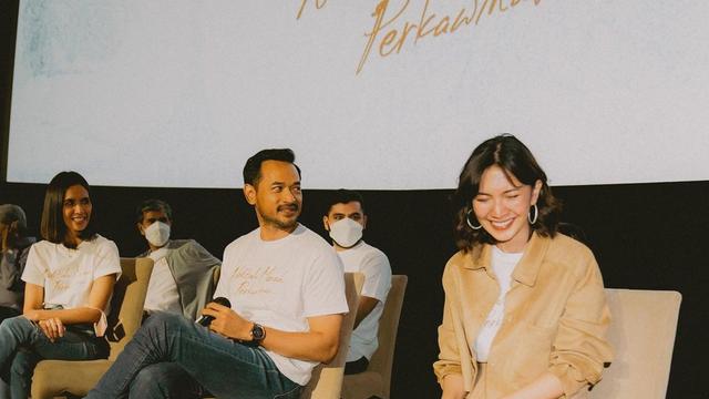 Sheila Dara sebagai Yulinar dalam Noktah Merah Perkawinan.