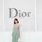 Gaya Summer Look Shandy Aulia Hadiri Dior Show di Paris Fashion Week, Foto Bareng Miranda Kerr dan Rihanna