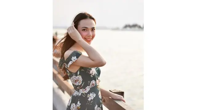 Valerie Bowie juga hobi travelling, ia kerap membagikan momen liburannya.