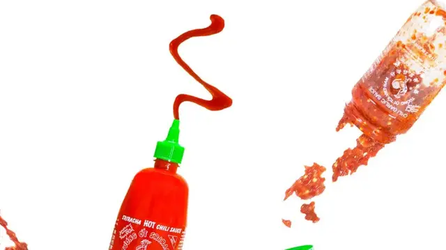 Saus Sriracha.