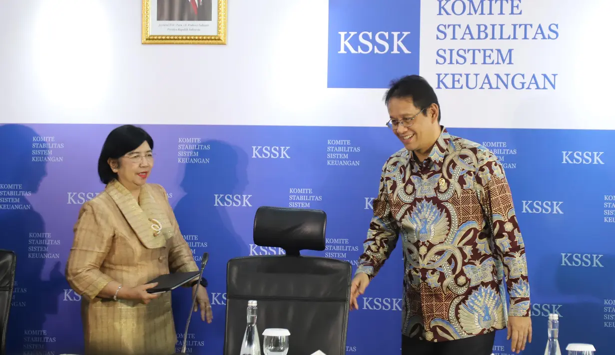 Menteri Keuangan yang juga Ketua Komite Stabilitas Sistem Keuangan (KSSK) Purbaya Yudhi Sadewa  bersama Pejabat Sementara Gubernur Bank Indonesia Destry Damayanti saat menyampaikan konferensi pers hasil rapat berkala KSSK III tahun 2026 di Jakarta, Senin (3/8/2026). (KLY/ Arie Basuki)