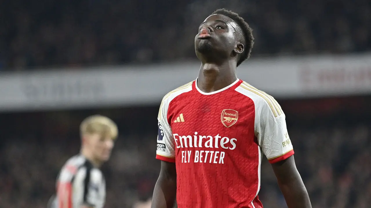 Foto: Torehan Rekor Baru Bukayo Saka saat Bawa Arsenal Tumbangkan Newcastle di Liga Inggris