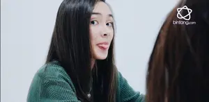 Pesona Caitlin Halderman yang memerankan Starla dalam film Surat Cinta untuk Starla.