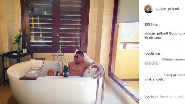 Muhamad Akbar, Ajudan Pribadi yang Tenar Jadi Seleb Media Sosial