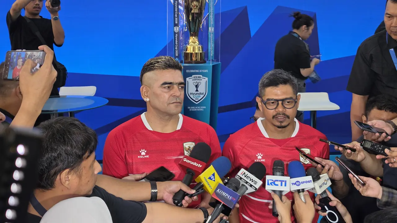 Bambang Pamungkas saat trophy tour Piala AFF 2026