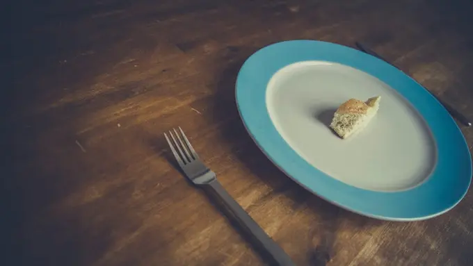 [Bintang] Diet Gagal karena Sering Ngemil Tengah Malam? Begini Solusinya