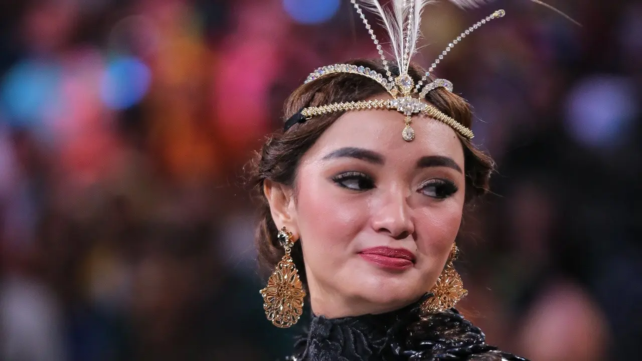 [Bintang] Zaskia Gotik