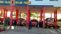 Sebanyak 14 unit mobil damkar akan berkeliling ke seluruh penjuru kota sambil membunyikan sirene tepat pukul 07.00 Wita. 