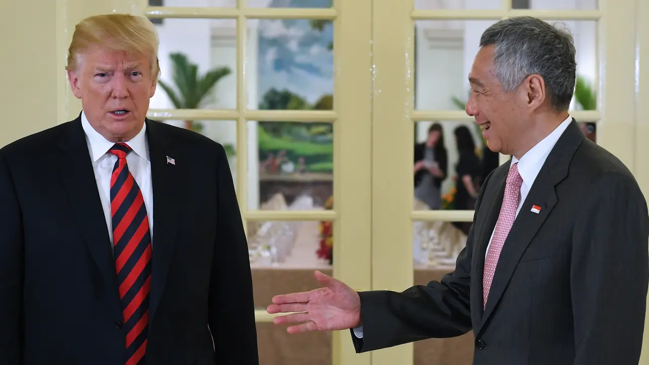 Donald Trump Terima Jamuan Makan Siang PM Singapura di Istana
