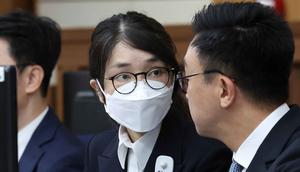 Kasus ini menjadikan Kim Keon Hee sebagai istri pertama mantan presiden Korea Selatan yang diadili. (Chung Sung-Jun/POOL/AFP)