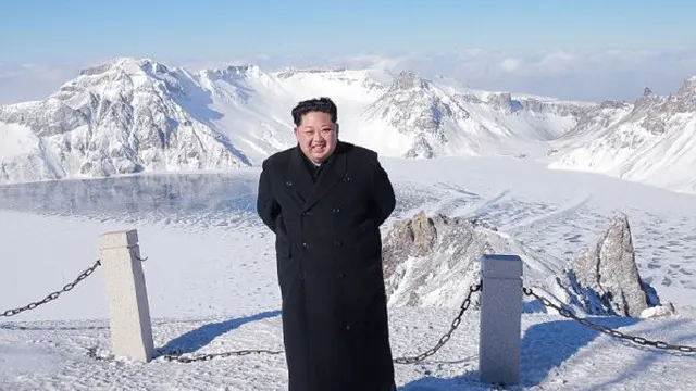 Kim Jong-un di Ketinggian 9.000 kaki.