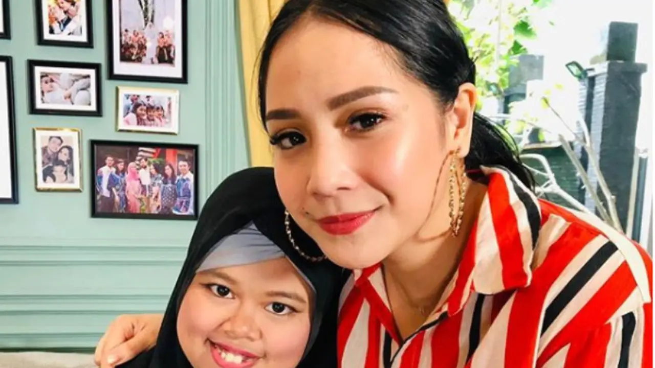 Haru, Momen Pertemuan Rahmawati Kekeyi Putri dengan Nagita Slavina