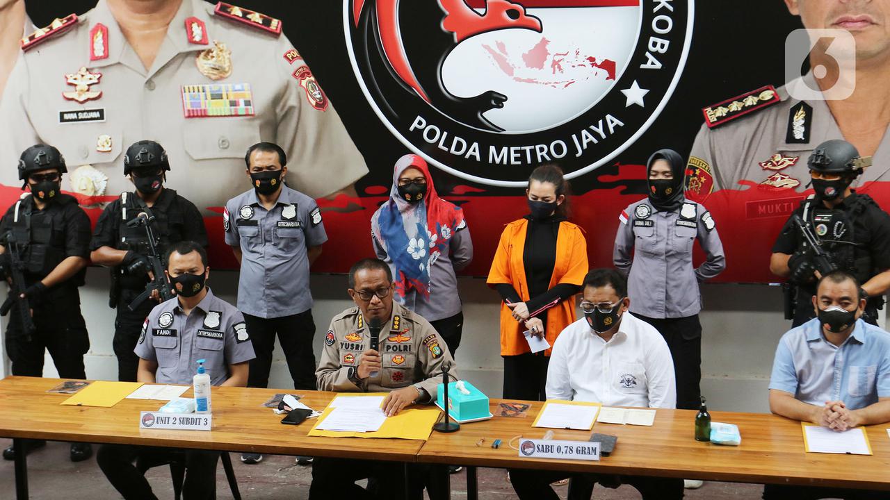 FOTO: Rilis Kasus Narkotika Reza Artamevia