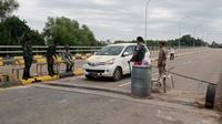 Untuk masuk ke Pulau Rempang saat ini sudah harus diperiksa, meskipun itu warga sendiri. Foto: liputan6.com/ajang nurdin&nbsp;