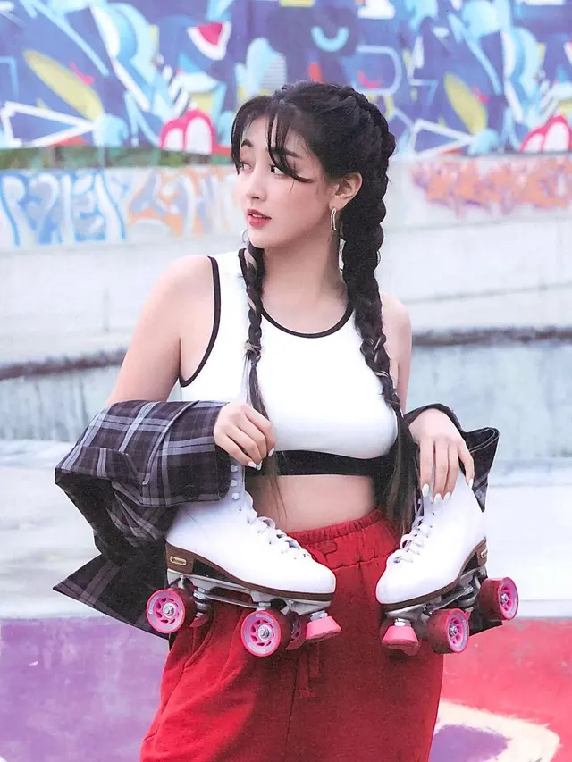 Ulang Tahun ke-25, Jihyo TWICE Tampil Matang ke Rambut Kepang