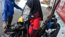 Bensin dengan kadar Ron 90 ini akan mulai dijual di beberapa SPBU pada 24 Juli 2015, Jakarta, Rabu (22/7/2015). Peluncuran Pertalite untuk memberikan varian pilihan BBM bagi masyarakat demi menekan konsumsi premium. (Liputan6.com/Faizal Fanani)