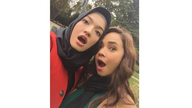 Dipuji Semakin Cantik, Ini 6 Potret Raline Shah Pakai Kerudung