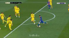 Berita video Lionel Messi mencetak gol penalti panenka saat hadadpi Villarreal. This video presented by BallBall.