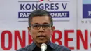 Sekjen DPP Partai Demokrat, Hinca Panjaitan memberikan keterangan penyelenggaraan Kongres ke-V di DPP Partai Demokrat, Jakarta, Jumat (13/3/2020). Demokrat tetap menyelenggarakan Kongres ke-V di JCC, Jakarta, pada 15 Maret 2020 meski wabah virus corona melanda Indonesia. (Liputan6.com/Faizal Fanani)