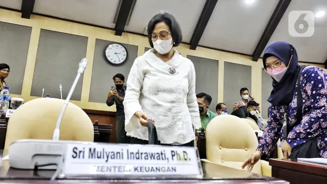 Menkeu Sri Mulyani Jelaskan APBN 2023 di Hadapan DPD RI