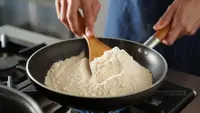 Cara Menyangrai Tepung Terigu untuk Kue Kering agar Matang Merata dan Tidak Gosong