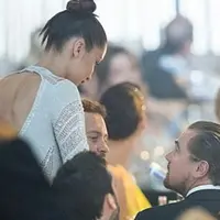 Bella Hadid merupakan salah satu model Victoria Secret yang sering dibicarakan, baik itu urusan cinta maupun soal penampilannya. Belum lama ia tersorot terkait dengan gaun malfunctionsnya di sebuah acara. (Instagram/leowdfan)