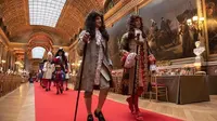 Ratusan orang mengunjungi Istana Versailles dengan mengenakan busana mirip Maria-Antoinette di Prancis (Dok.Instagram/@leroilouisxiv/https://www.instagram.com/p/ByDCXe1o8Gq/Komarudin)