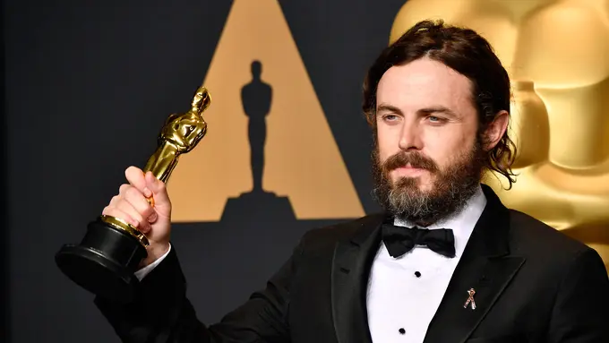 [Bintang] Main Manchester by the Sea, Casey Affleck Sabet Trofi Oscar 2017