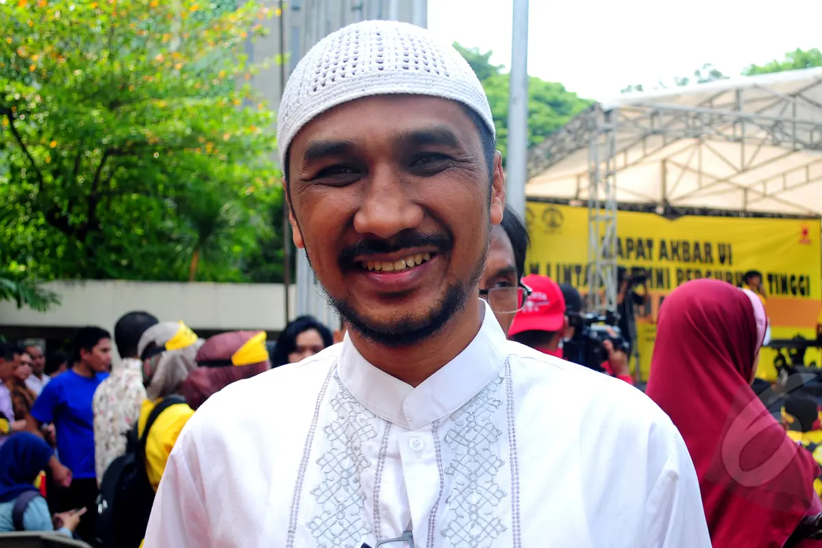 Ratusan Mahasiswa Deklarasikan Gerakan Antikorupsi