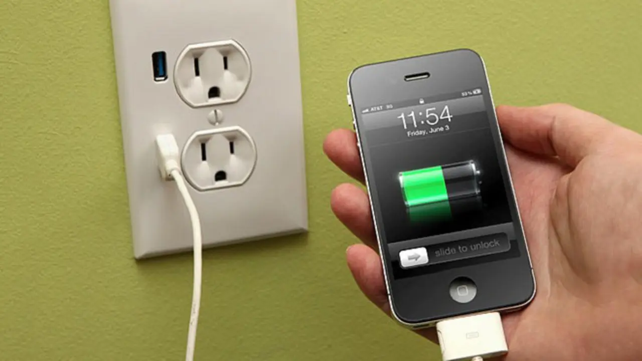 Tips Charge Baterai Smartphone Dua Kali Lebih Cepat