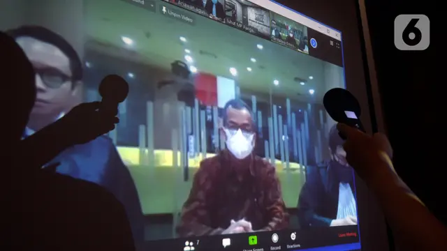 Emirsyah Satar Jalani Sidang Vonis Kasus Suap Garuda