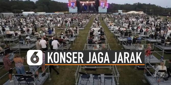 VIDEO: Konser Musik Jaga Jarak Perdana di Inggris