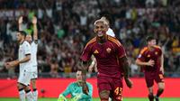Wesley jadi pahlawan kemenangan AS Roma pada giornata pertama Serie A 2025/2026 saat mengalahkan Bologna 1-0. (Tiziana FABI / AFP)
