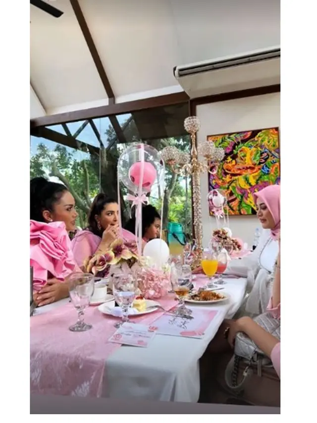 7 Momen Baby Shower Aurel Hermansyah, Mengusung Tema Serba Pink