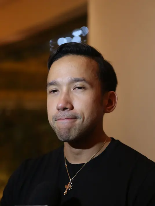 "Di sini melibatkan angkatan darat laut dan udara, inti daripada film ini memiliki pesan khusus yaitu pada saat kedaulatan RI diganggu, sama oknum manapun, TNI siap untuk menghantam mereka," pungkas Maruli Tampubolon. (Nurwahyunan/Bintang.com)