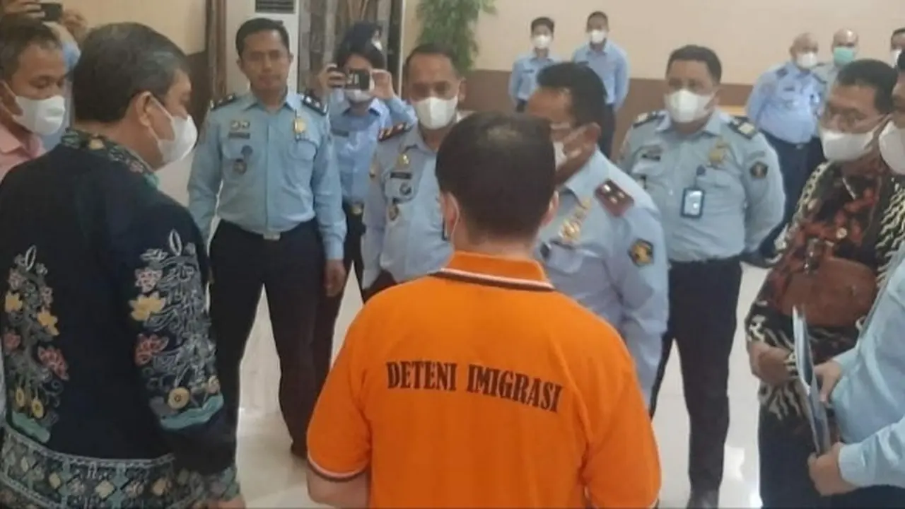 Salah satu warga asing di Pekanbaru yang melanggar Undang-Undang Keimigrasian.