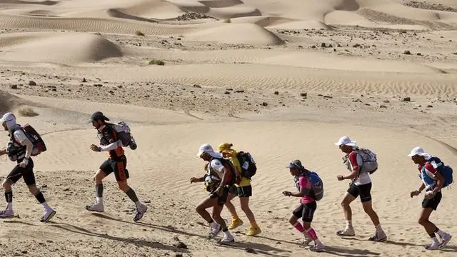 Cuma Pakai Kaus Kaki, Pria Ini Menangi Lomba Lari 23 Kilometer